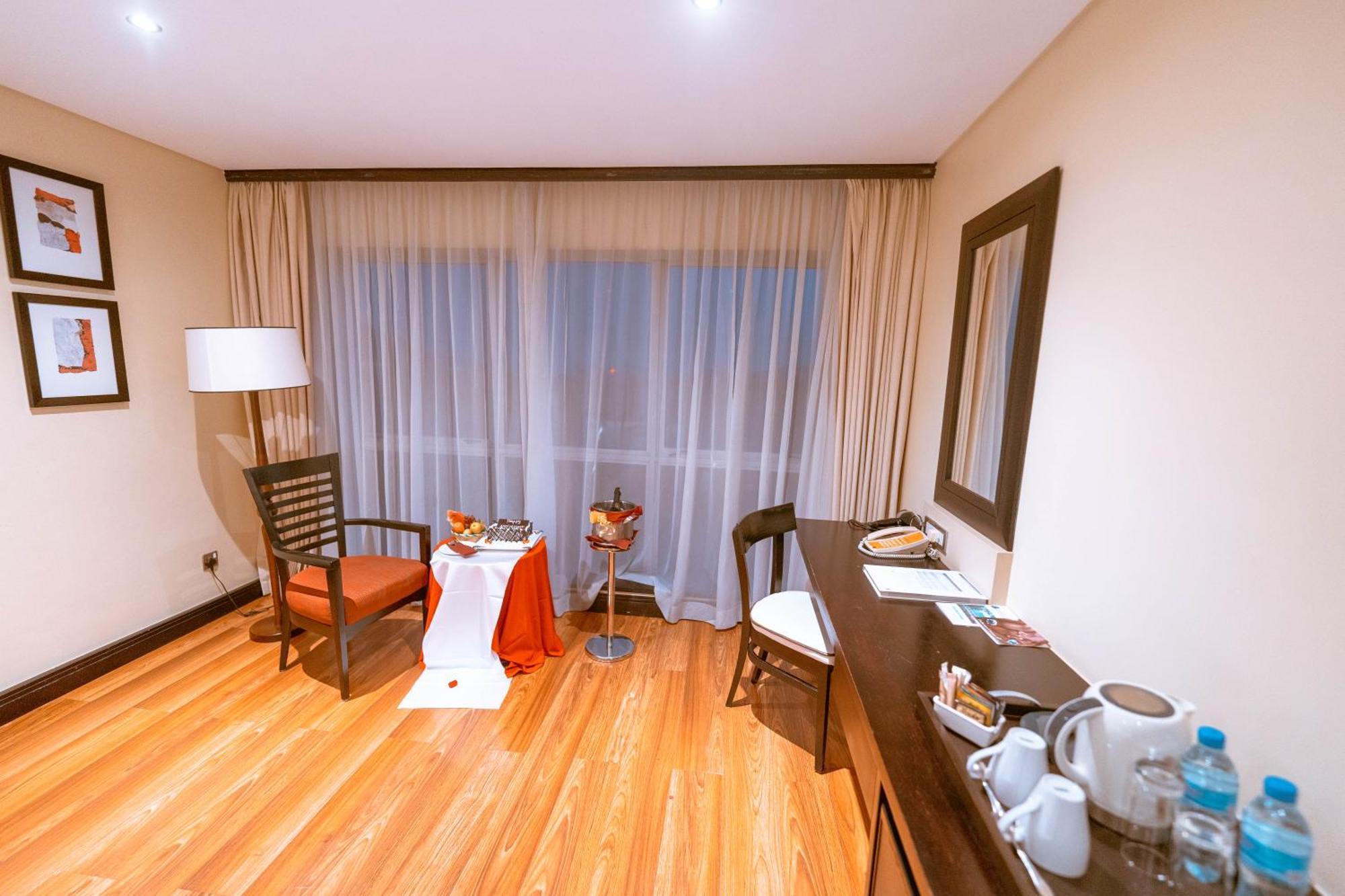 Mount Meru Hotel Αρούσα Εξωτερικό φωτογραφία